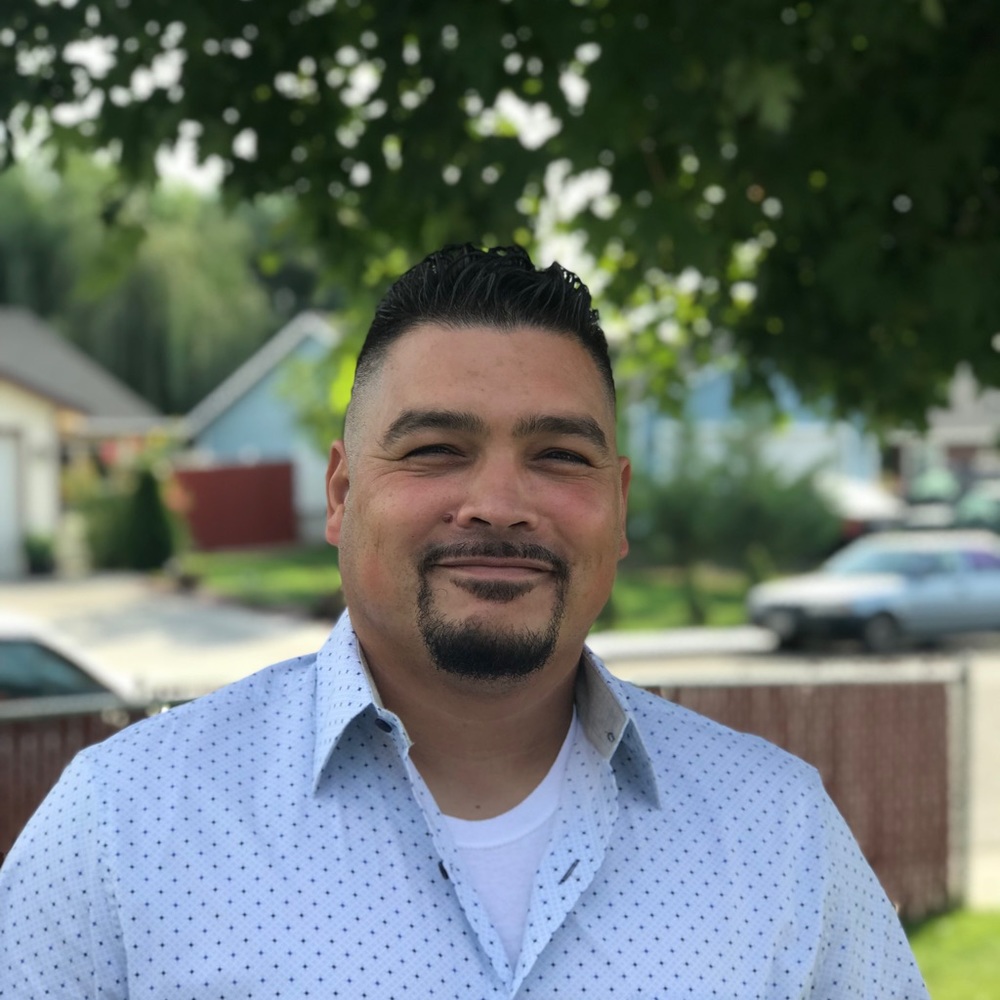 Meet your Posher, Juan